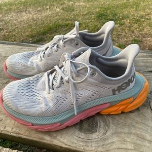Hoka Clifton Edge 8.5